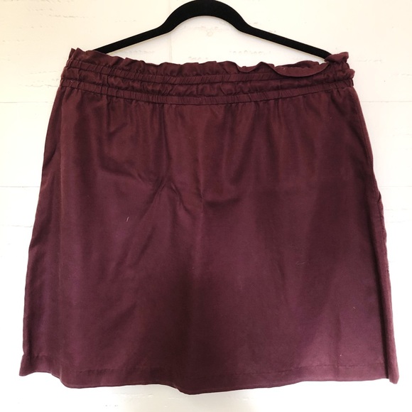 H&M High Rise Burgundy Skirt - Picture 3 of 4